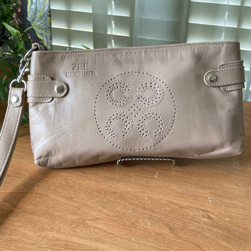 Zee Leather Crafts Tan Leather Wristlet Handbag